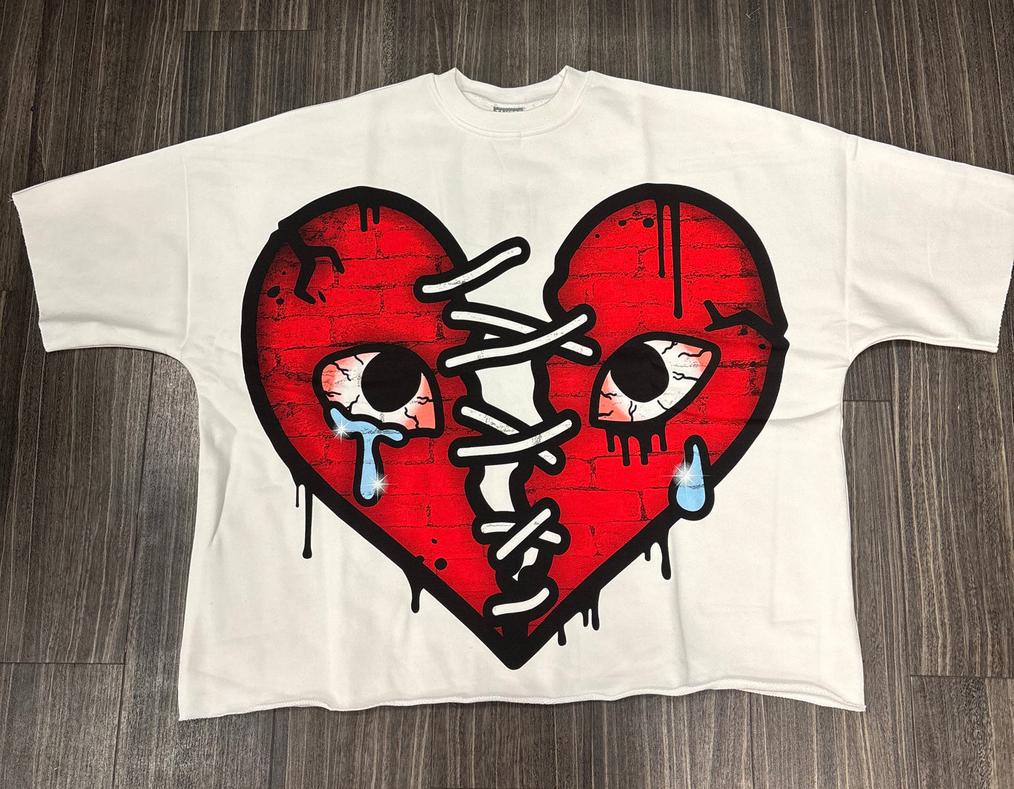 Oversize Heart Crop Shirt